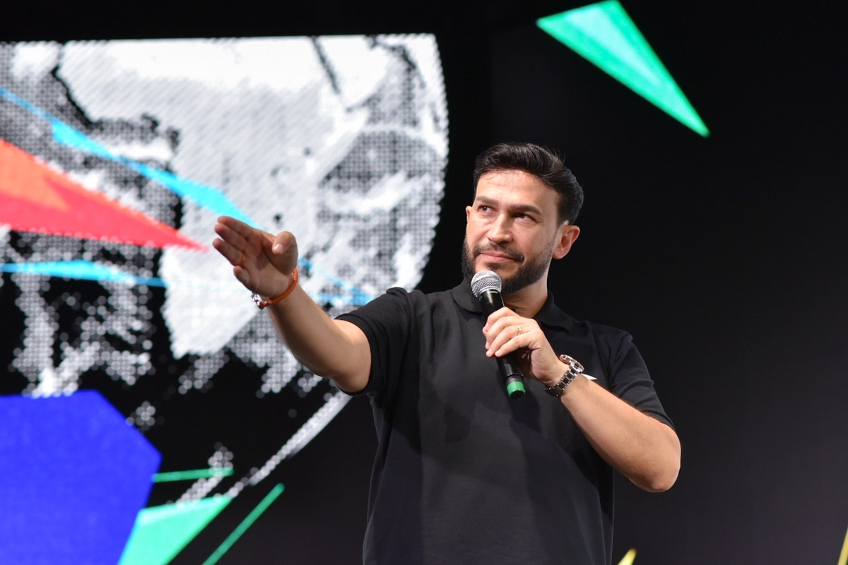 Dino - Divulgador de Noticias