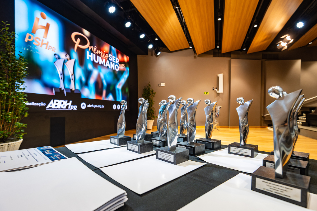 Dino - Divulgador de Noticias