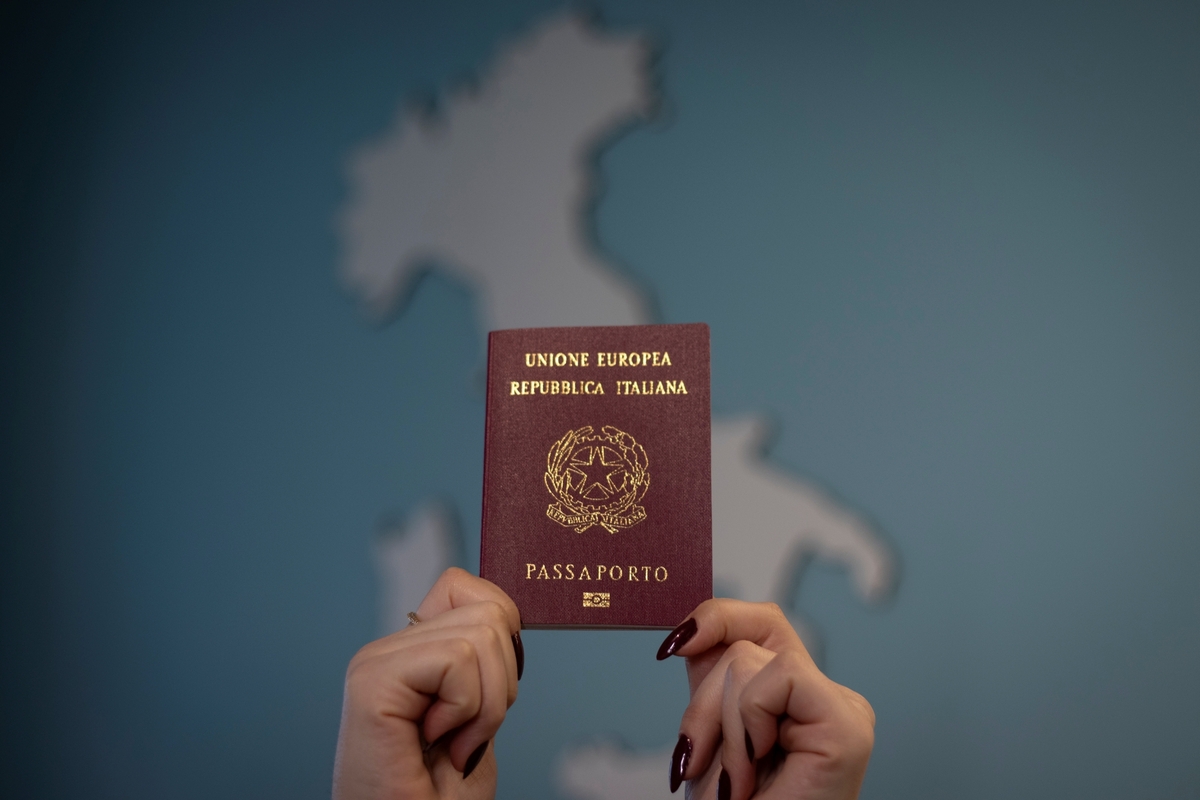 Dino - Divulgador de Noticias