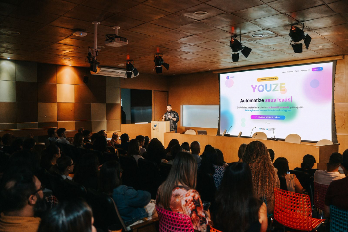 Dino - Divulgador de Noticias