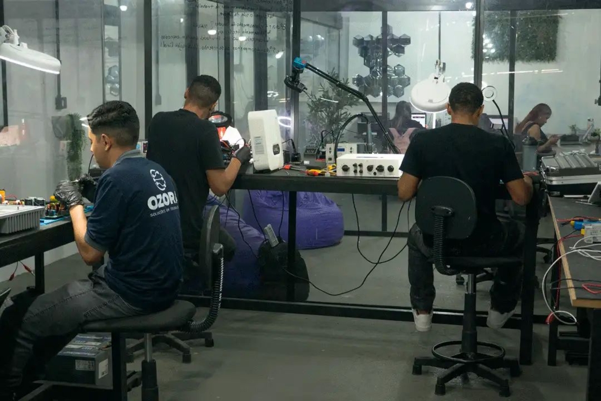 Dino - Divulgador de Noticias