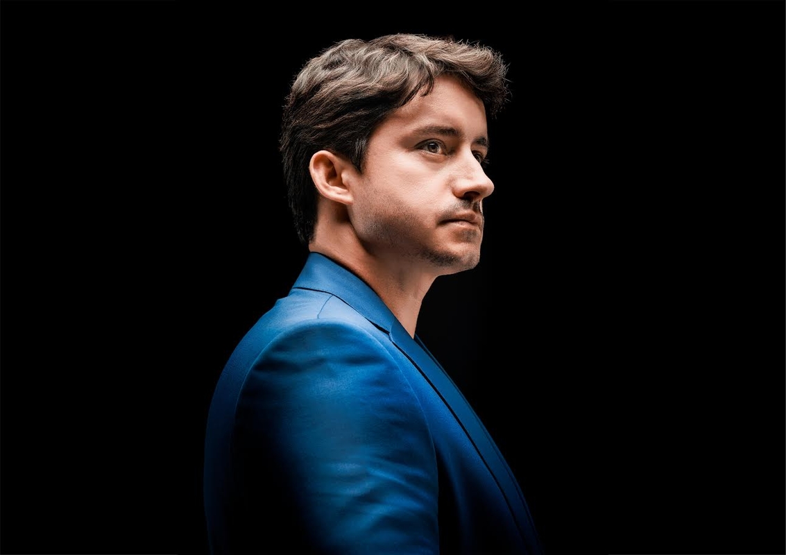 Dino - Divulgador de Noticias