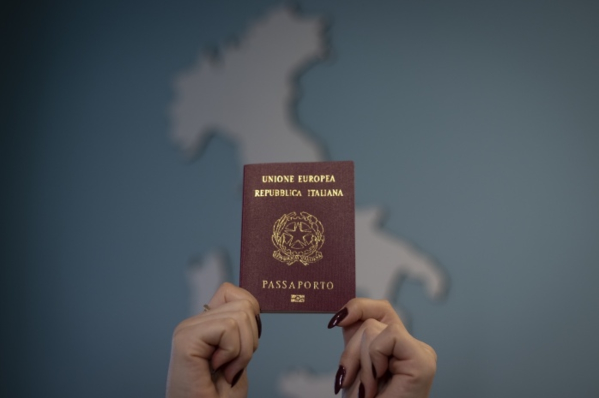 Dino - Divulgador de Noticias